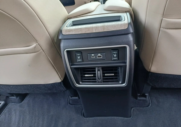 Nissan Murano cena 123500 przebieg: 61500, rok produkcji 2020 z Białystok małe 742